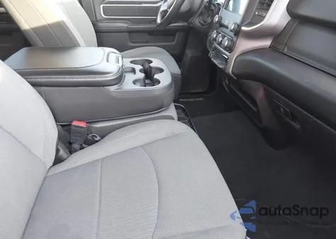 2024 Ram 2500 Big Horn 4X4 8' Box from USA, damaged, VIN 3C6UR5JL5RG337549